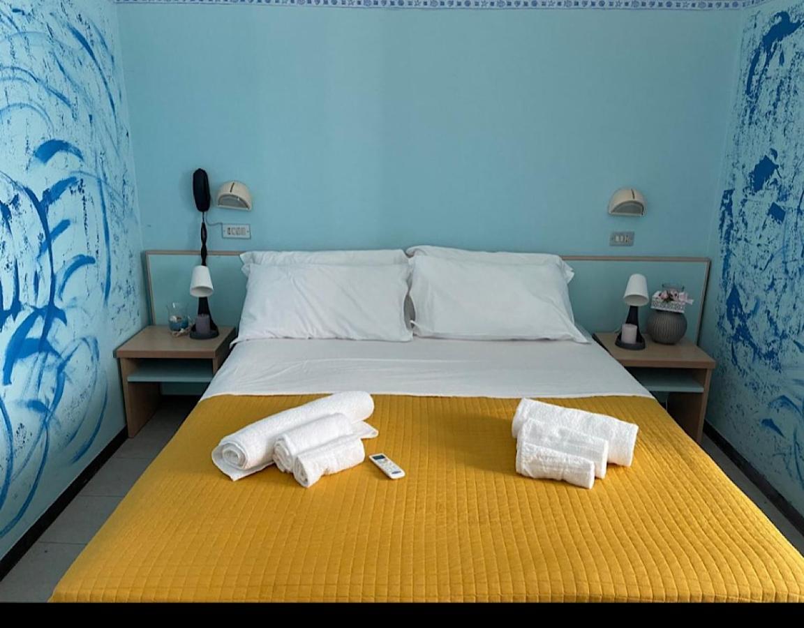 Hotel Silvana Beach Rimini Dış mekan fotoğraf