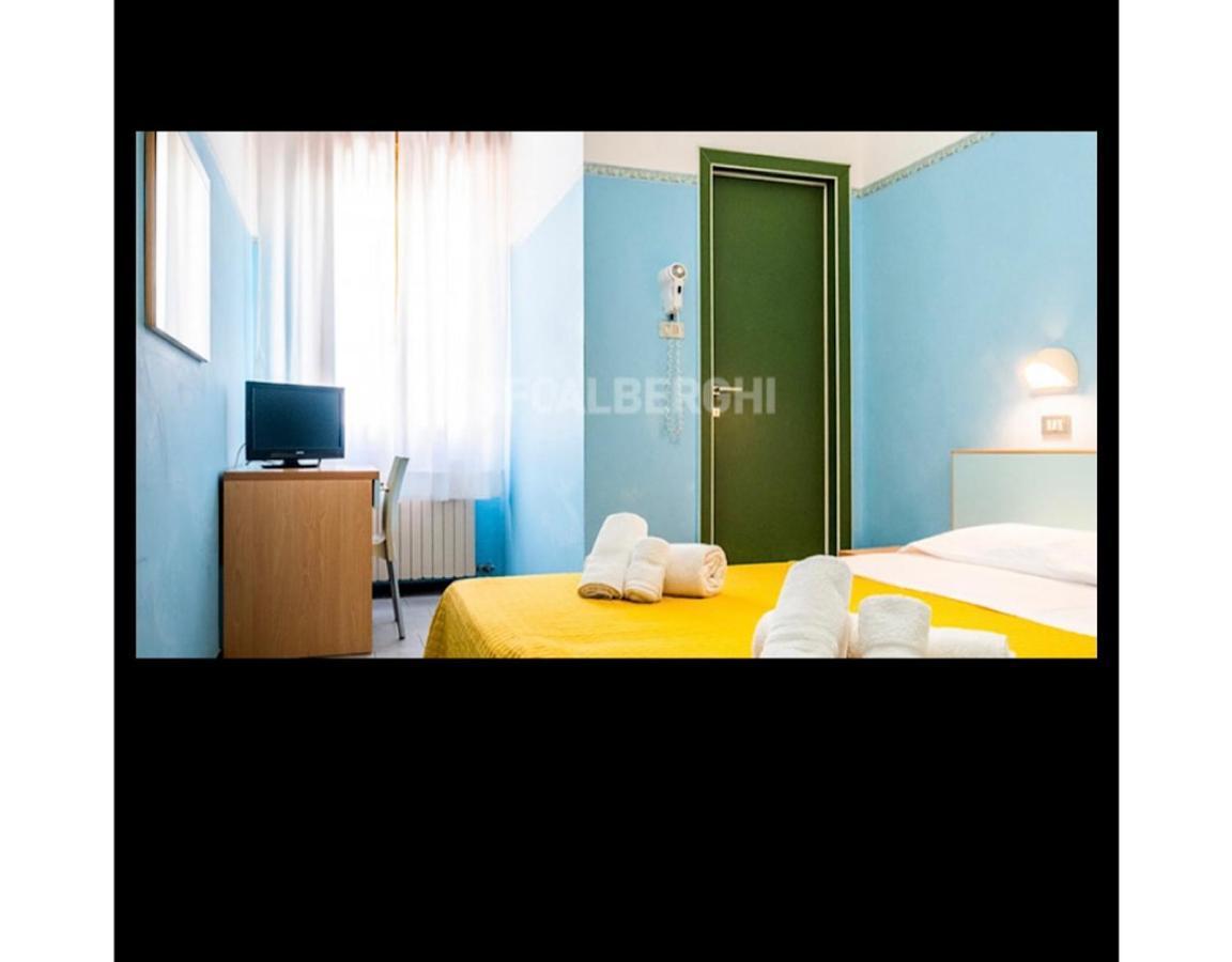 Hotel Silvana Beach Rimini Dış mekan fotoğraf